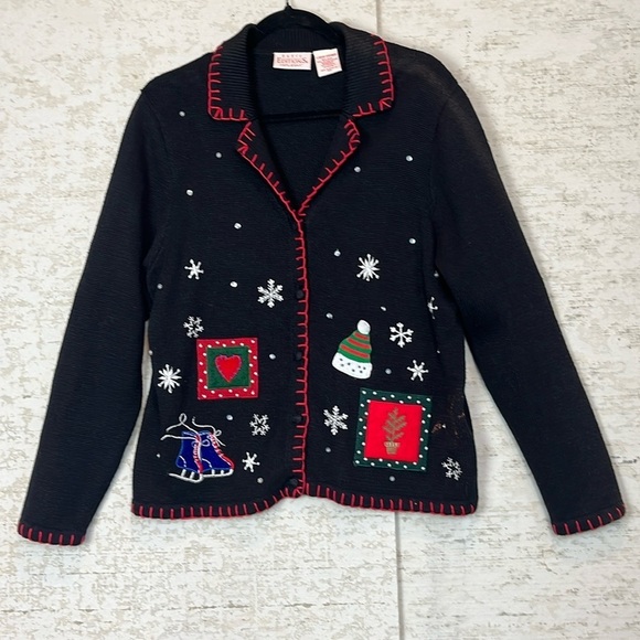 Basic Editions Sweaters - Vintage Christmas Sweater Cardigan Large Holiday Snowman Ice Skates